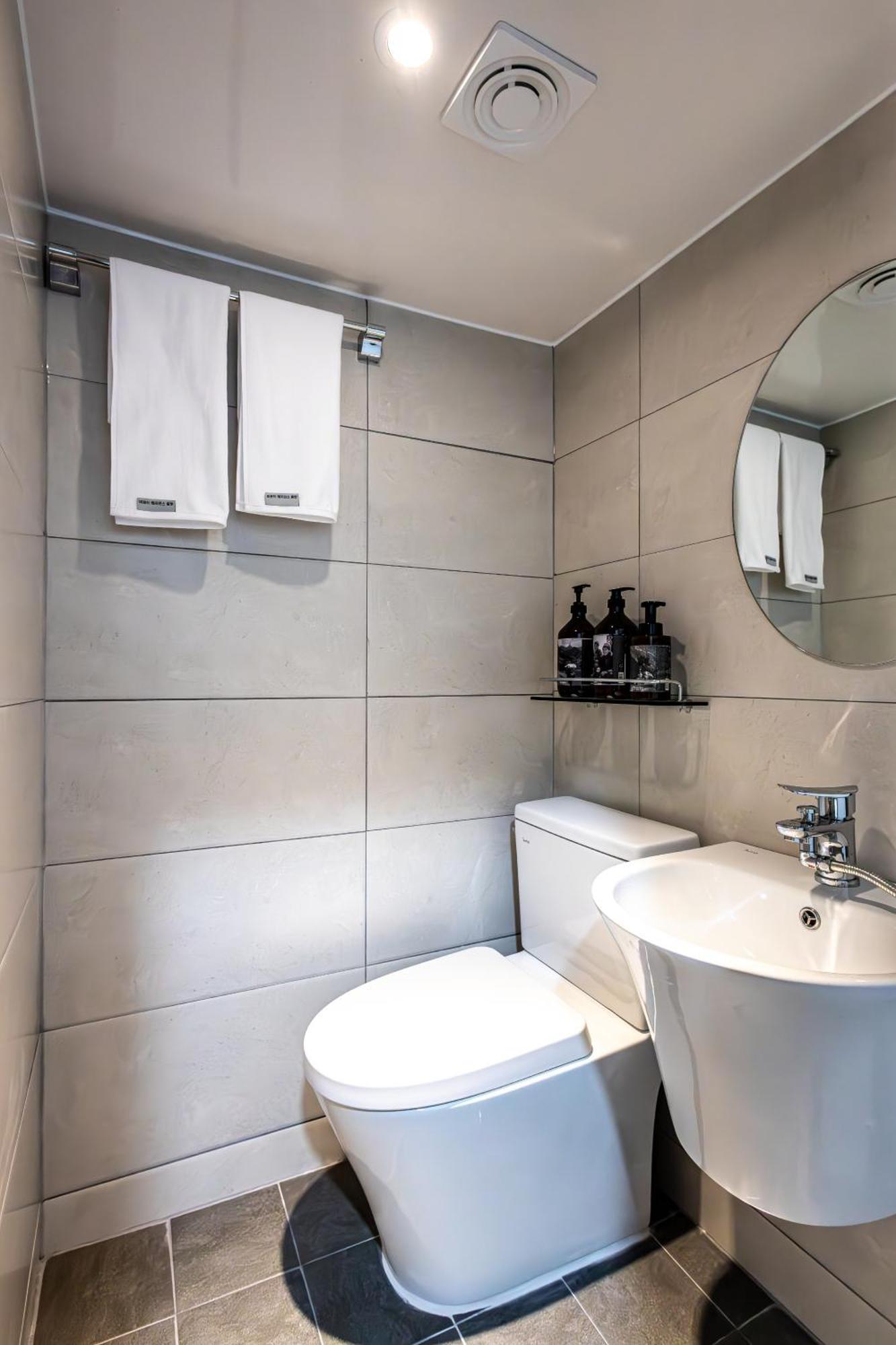 Beyond Residence Jongno Seoul Exterior photo